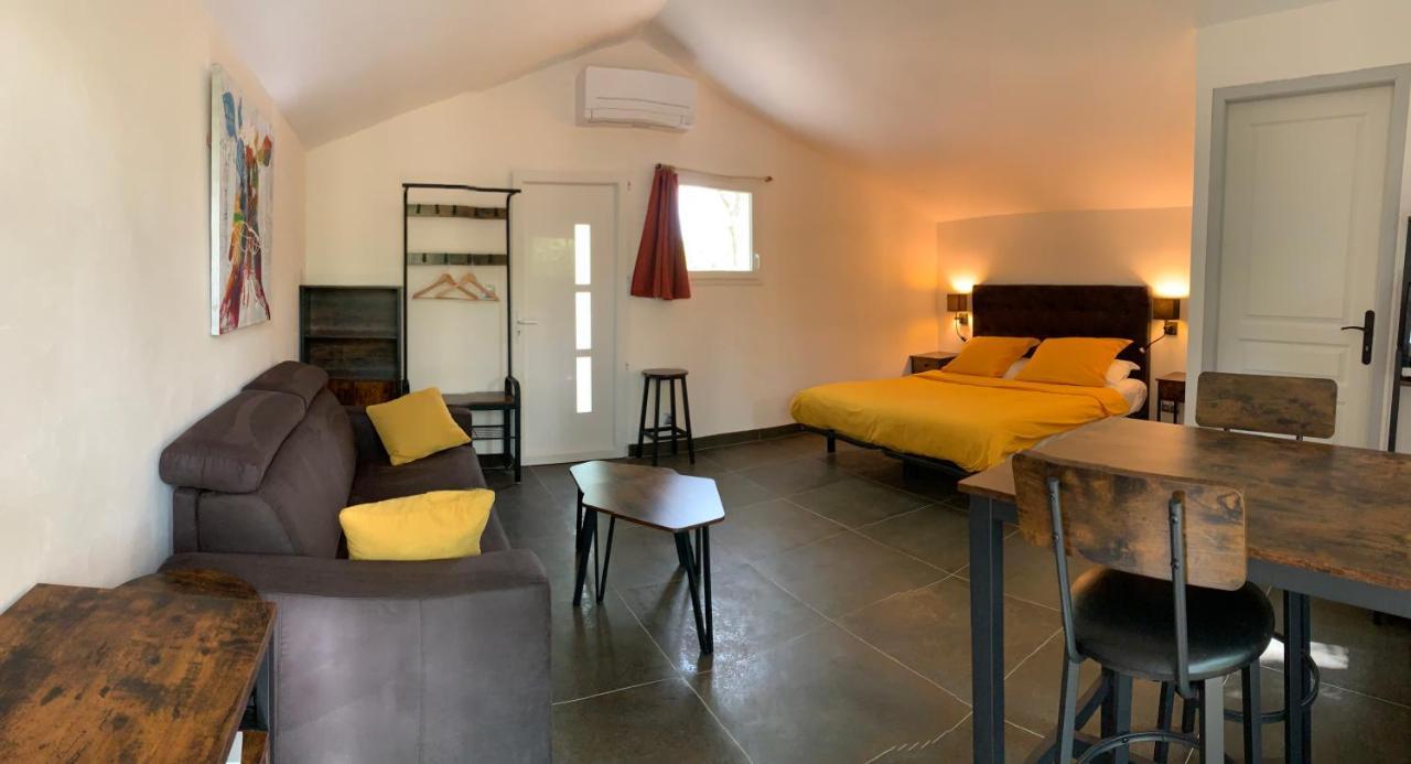 Le Mazet, Avec Terrasse Et Acces Piscine Apartment *